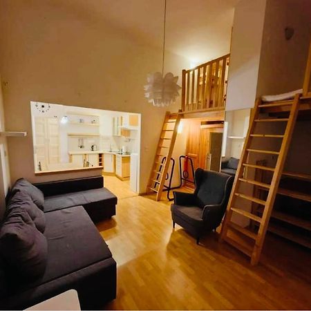 Downtown Apartment Bianca Pressburg Exterior foto